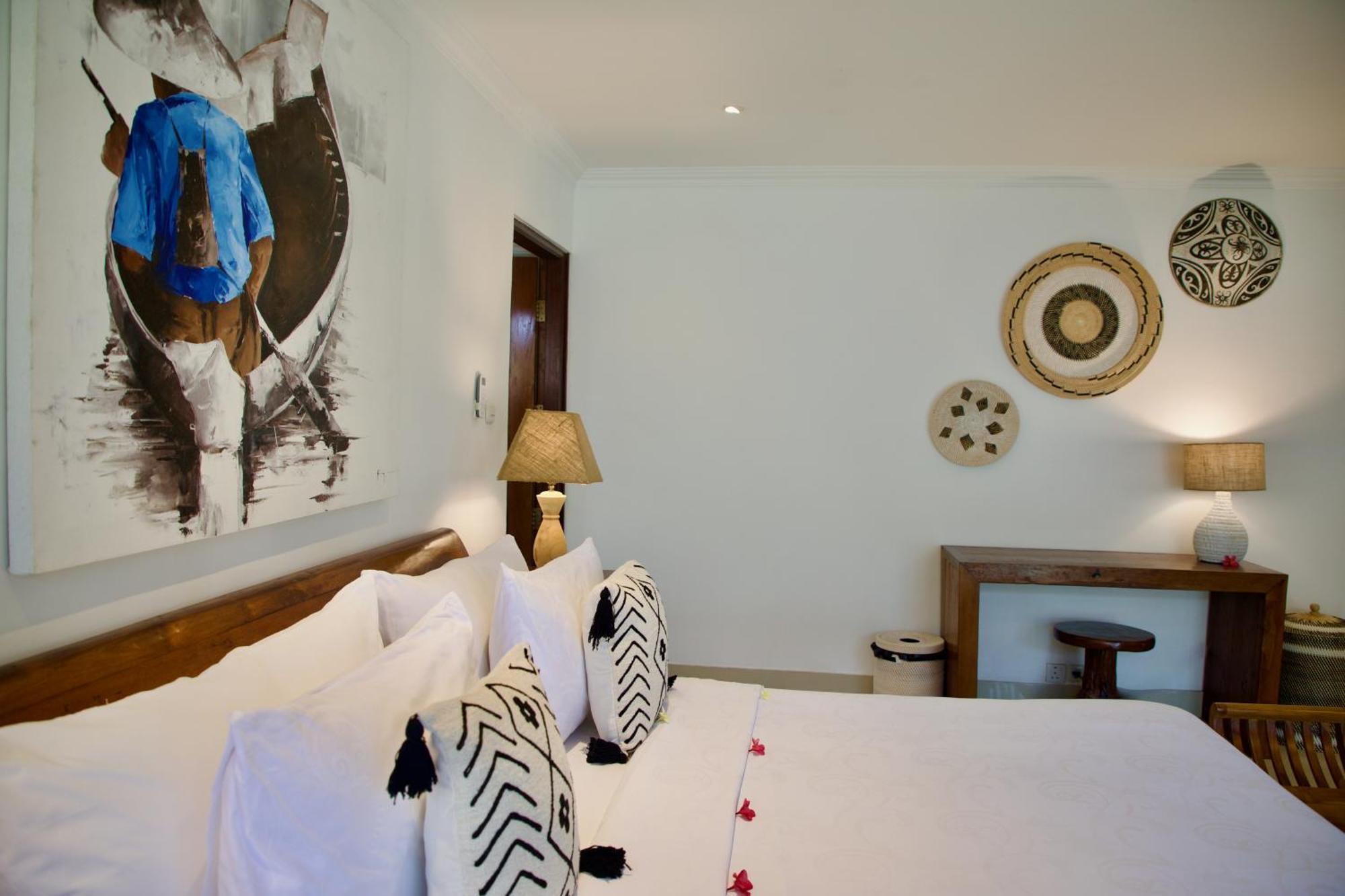 Villa Sunset Beach กีลีตราวางัน ภายนอก รูปภาพ